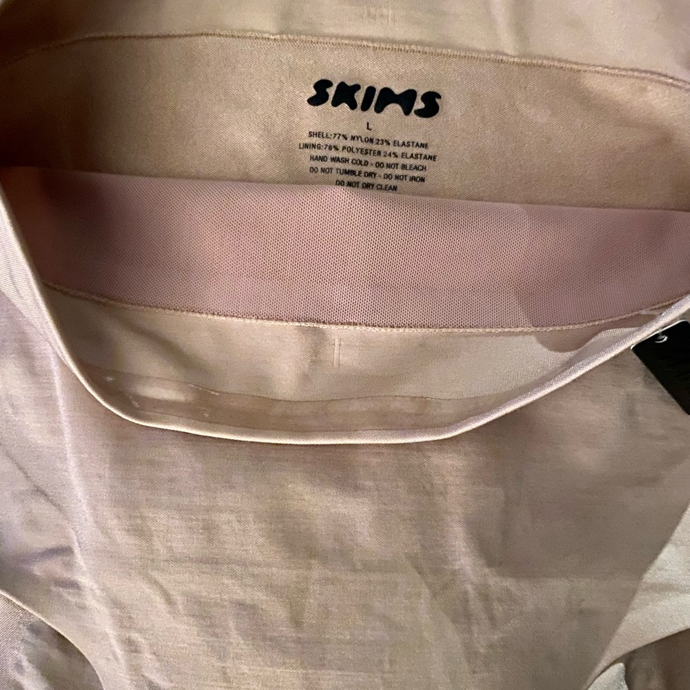 Skims high waisted bonded brief